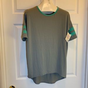 LuLaRoe Irma Gray  High Low Tunic Top Size XXS